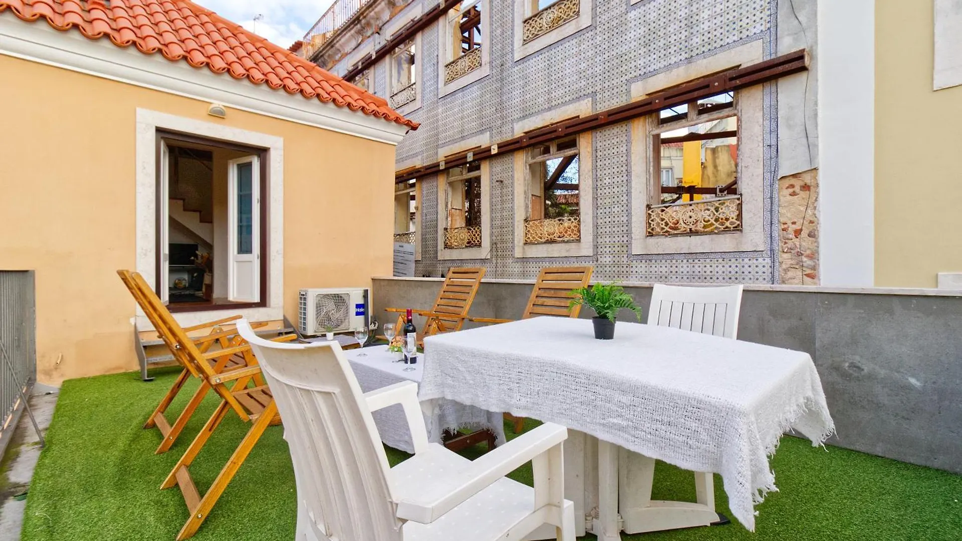 Loft In The Center Apartment Lisbon Portugal