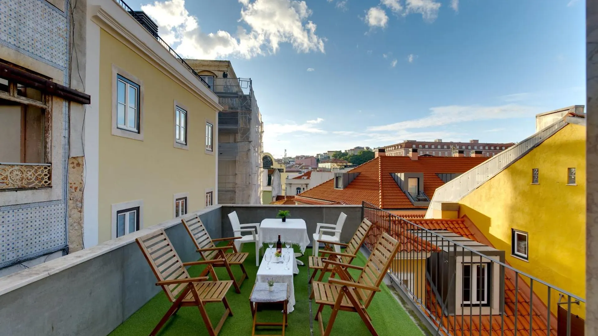 Loft In The Center Apartment Lisbon