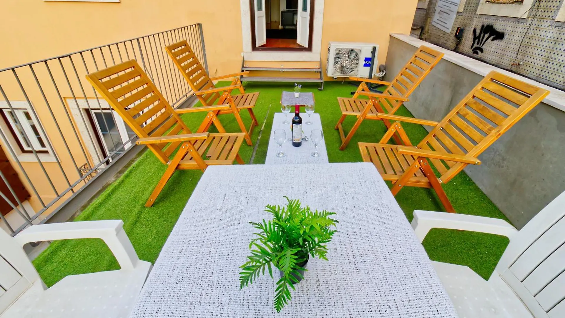 Loft In The Center Apartment Lisbon